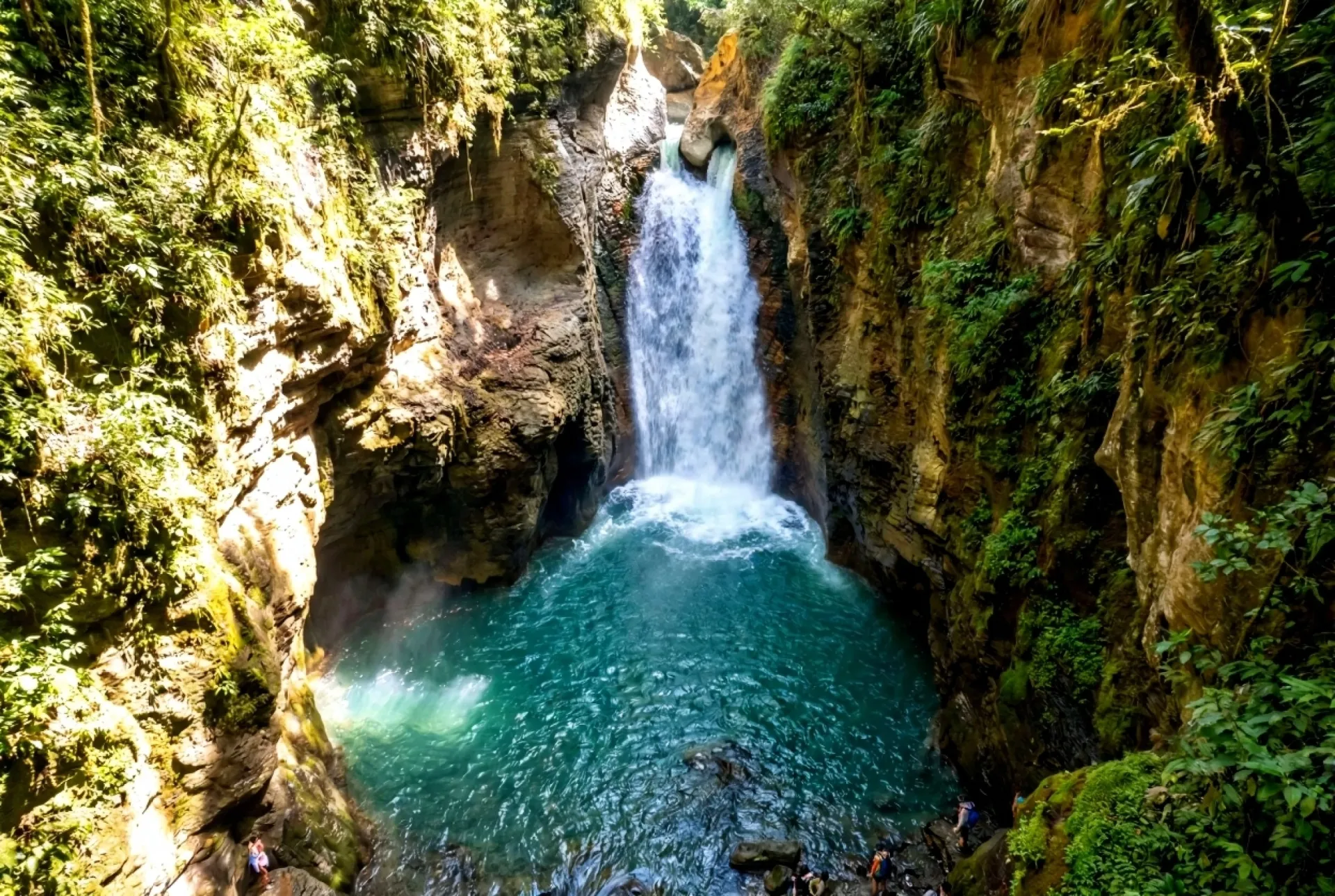 La Leona Adventure Hiking & River Tubing Tour