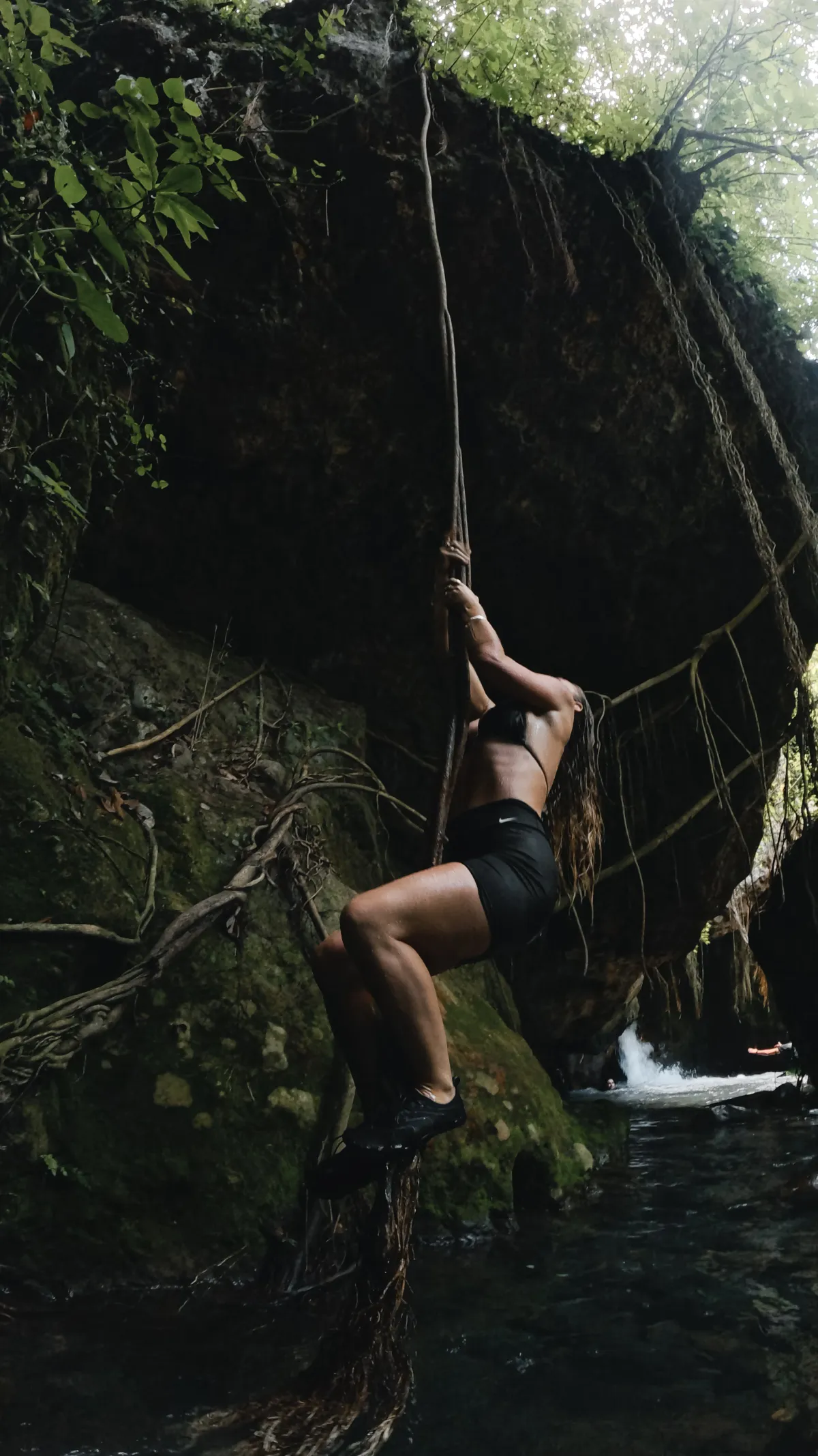 La Leona Adventure Hiking & River Tubing Tour - Image 1