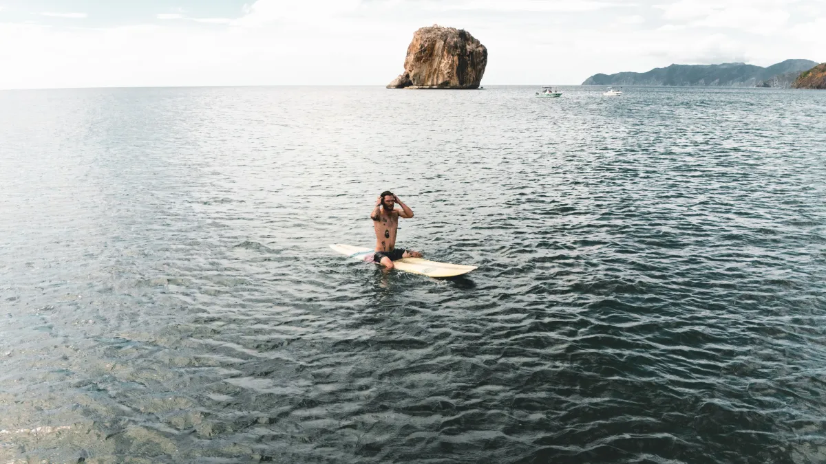 Witch's Rock Boat Tour - Image 4