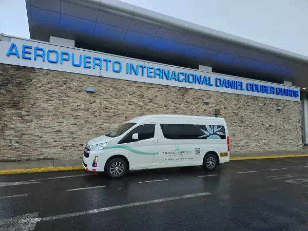 Liberia Airport → Tamarindo Area